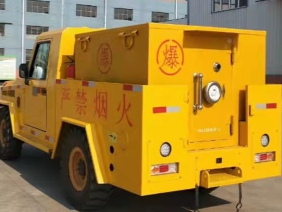 浙江凯龙爆破器材运输车：保障爆破任务的安全运行