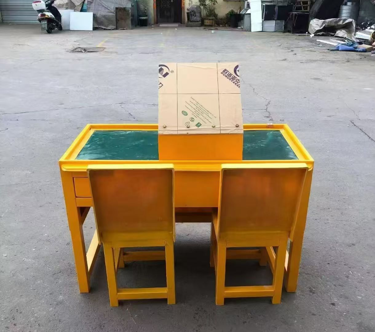 浙江防静电导通桌井下煤矿火工品发放桌：危险品流转的安全守护者
